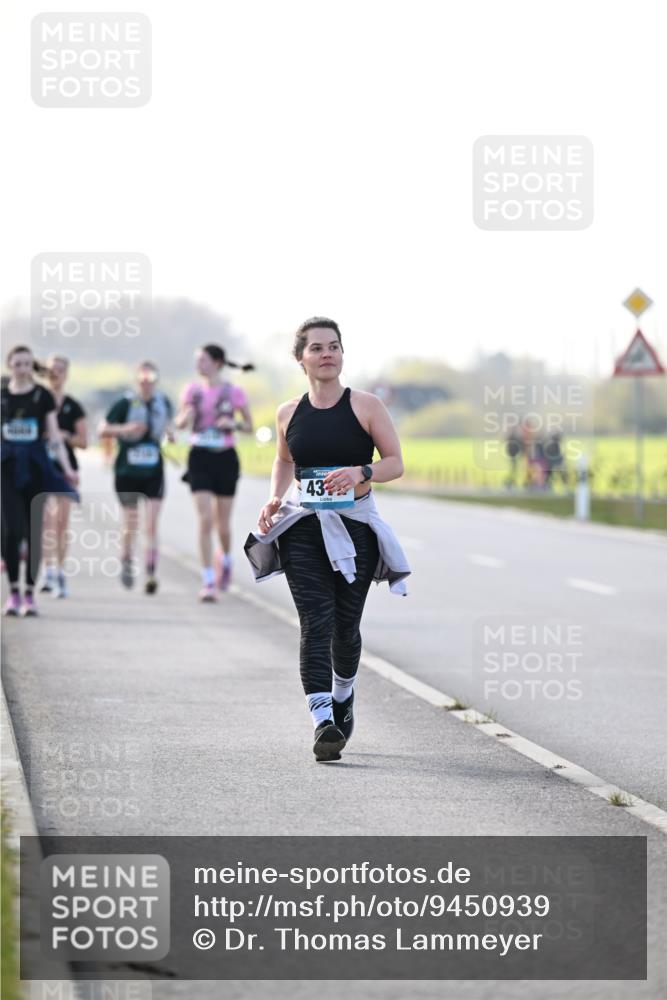 12.04.2026 - 45. Internationalen Wilhelmsburger Insellauf Dr. Thomas Lammeyer http://msf.ph/oto/9450939 12.04.2026 10:47:15 Laufen 43 meine-sportfotos.de