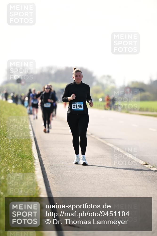 12.04.2026 - 45. Internationalen Wilhelmsburger Insellauf Dr. Thomas Lammeyer http://msf.ph/oto/9451104 12.04.2026 10:47:55 Laufen 2146 meine-sportfotos.de