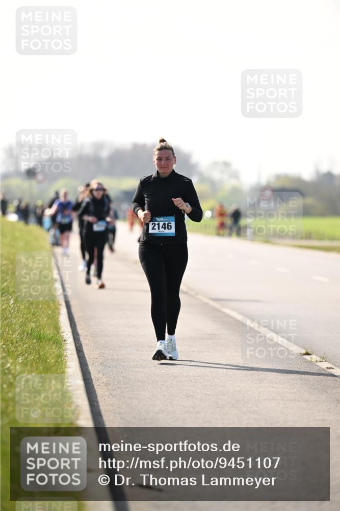 12.04.2026 - 45. Internationalen Wilhelmsburger Insellauf Dr. Thomas Lammeyer http://msf.ph/oto/9451107 12.04.2026 10:47:55 Laufen 2146 meine-sportfotos.de