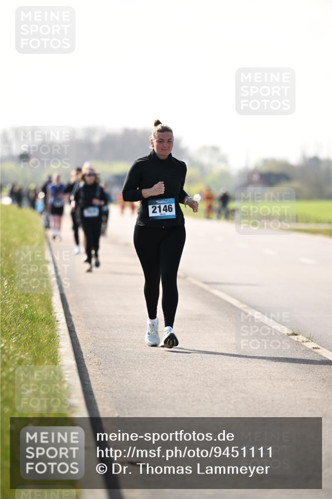 12.04.2026 - 45. Internationalen Wilhelmsburger Insellauf Dr. Thomas Lammeyer http://msf.ph/oto/9451111 12.04.2026 10:47:55 Laufen 2146 meine-sportfotos.de