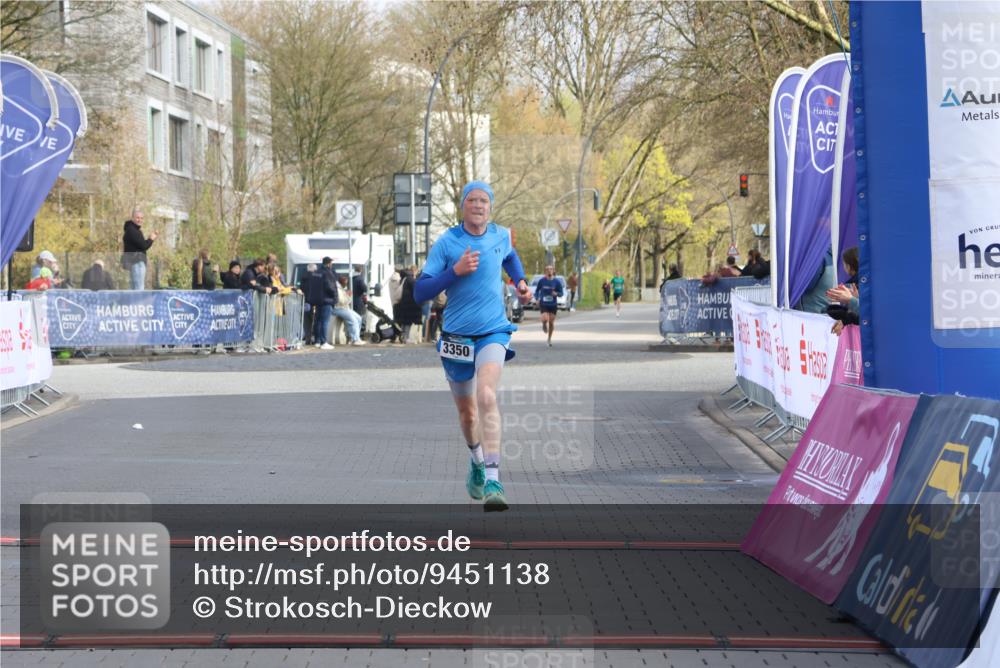 12.04.2026 - 45. Internationalen Wilhelmsburger Insellauf Strokosch-Dieckow http://msf.ph/oto/9451138 12.04.2026 10:10:11 Ziel 3350 meine-sportfotos.de