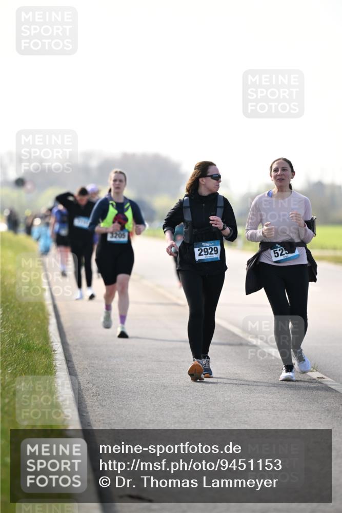 12.04.2026 - 45. Internationalen Wilhelmsburger Insellauf Dr. Thomas Lammeyer http://msf.ph/oto/9451153 12.04.2026 10:48:03 Laufen 3205, 2929, 525 meine-sportfotos.de