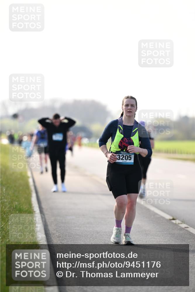 12.04.2026 - 45. Internationalen Wilhelmsburger Insellauf Dr. Thomas Lammeyer http://msf.ph/oto/9451176 12.04.2026 10:48:08 Laufen 3205 meine-sportfotos.de