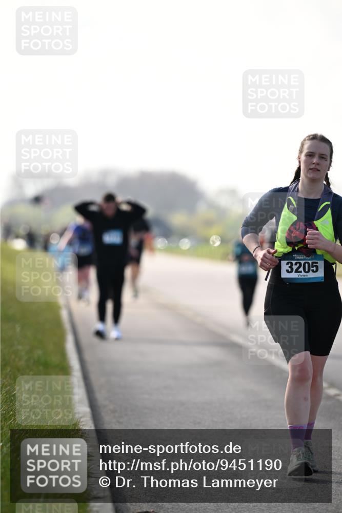 12.04.2026 - 45. Internationalen Wilhelmsburger Insellauf Dr. Thomas Lammeyer http://msf.ph/oto/9451190 12.04.2026 10:48:09 Laufen 45, 3205 meine-sportfotos.de