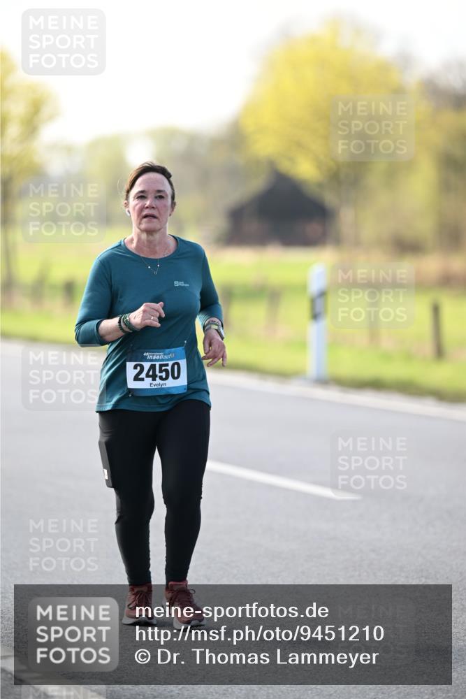 12.04.2026 - 45. Internationalen Wilhelmsburger Insellauf Dr. Thomas Lammeyer http://msf.ph/oto/9451210 12.04.2026 10:48:21 Laufen 4, 2450 meine-sportfotos.de