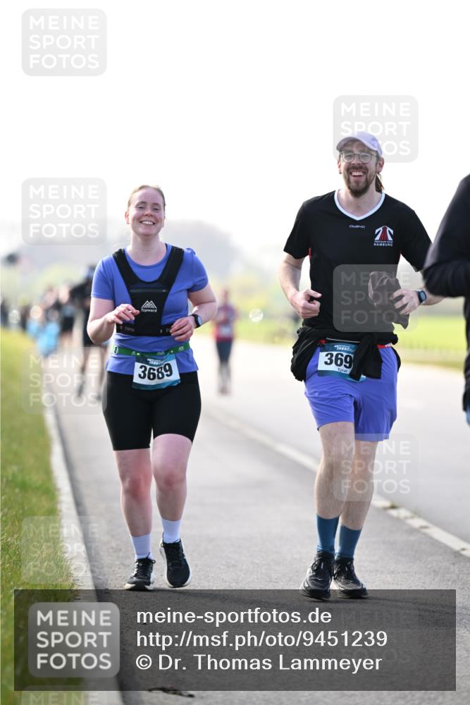 12.04.2026 - 45. Internationalen Wilhelmsburger Insellauf Dr. Thomas Lammeyer http://msf.ph/oto/9451239 12.04.2026 10:48:27 Laufen 3, 1, 3689, 369 meine-sportfotos.de