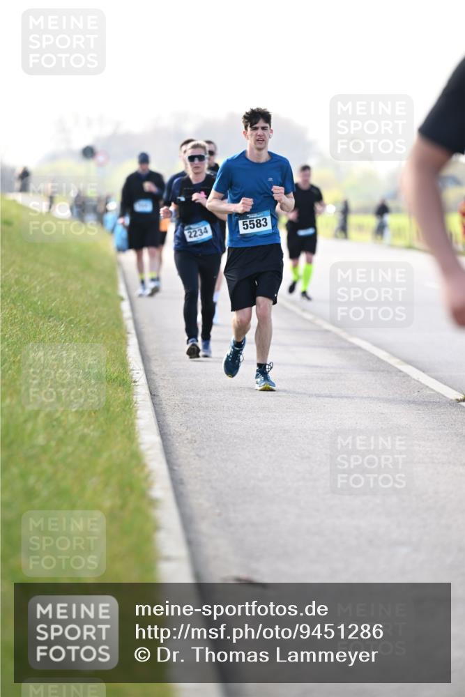 12.04.2026 - 45. Internationalen Wilhelmsburger Insellauf Dr. Thomas Lammeyer http://msf.ph/oto/9451286 12.04.2026 10:49:00 Laufen 2234, 5583 meine-sportfotos.de