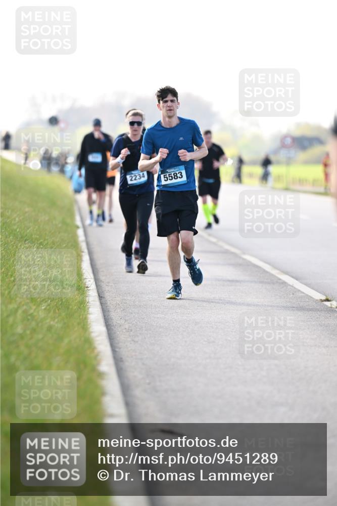 12.04.2026 - 45. Internationalen Wilhelmsburger Insellauf Dr. Thomas Lammeyer http://msf.ph/oto/9451289 12.04.2026 10:49:01 Laufen 2234, 5583 meine-sportfotos.de