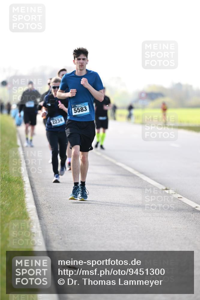 12.04.2026 - 45. Internationalen Wilhelmsburger Insellauf Dr. Thomas Lammeyer http://msf.ph/oto/9451300 12.04.2026 10:49:02 Laufen 2234, 5583 meine-sportfotos.de