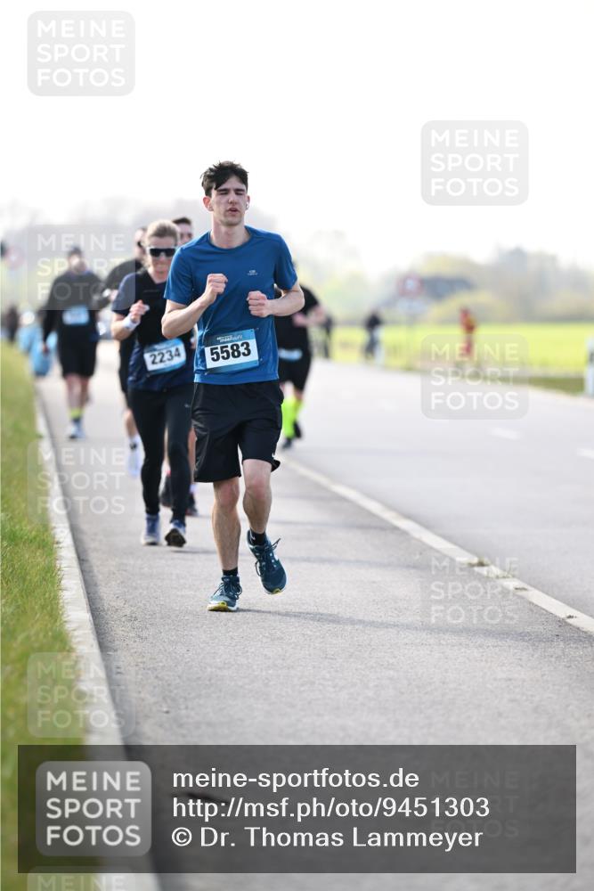 12.04.2026 - 45. Internationalen Wilhelmsburger Insellauf Dr. Thomas Lammeyer http://msf.ph/oto/9451303 12.04.2026 10:49:02 Laufen 2234, 5583 meine-sportfotos.de