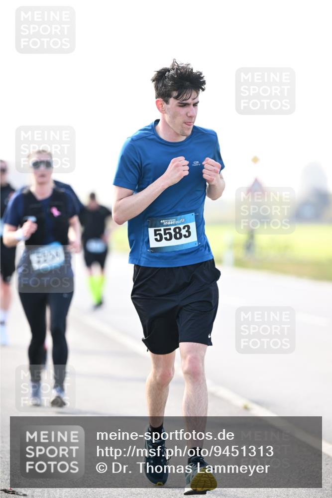 12.04.2026 - 45. Internationalen Wilhelmsburger Insellauf Dr. Thomas Lammeyer http://msf.ph/oto/9451313 12.04.2026 10:49:05 Laufen 2234, 45, 5583 meine-sportfotos.de