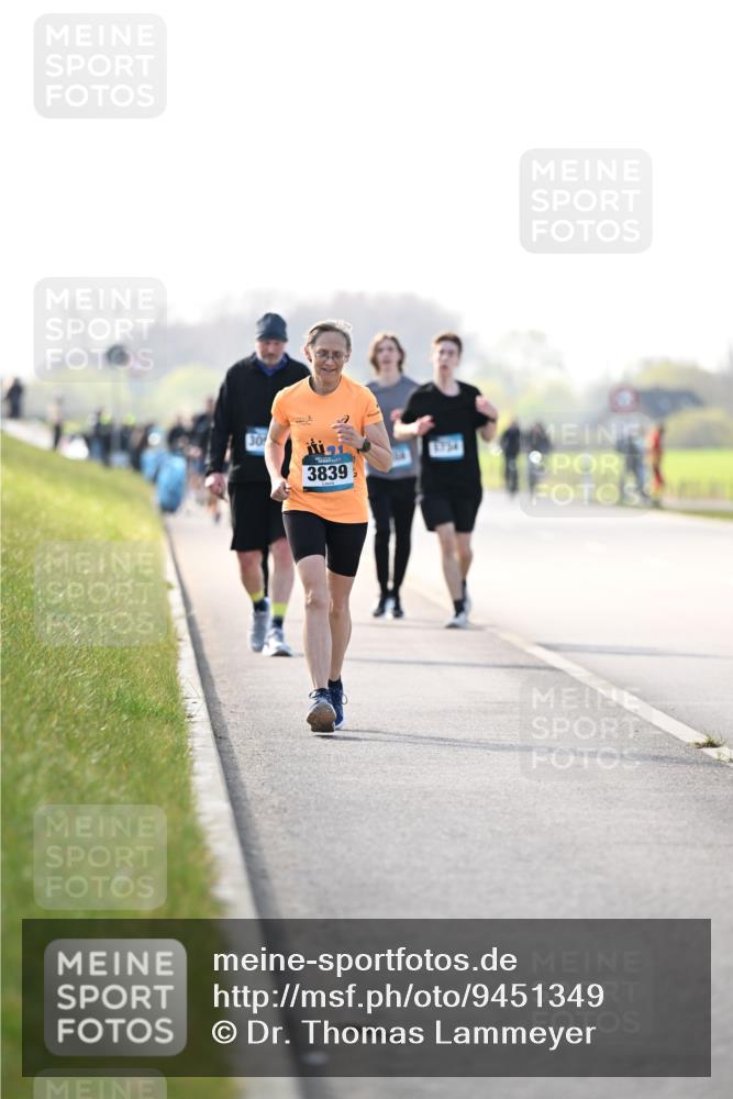 12.04.2026 - 45. Internationalen Wilhelmsburger Insellauf Dr. Thomas Lammeyer http://msf.ph/oto/9451349 12.04.2026 10:49:13 Laufen 30, 3839 meine-sportfotos.de