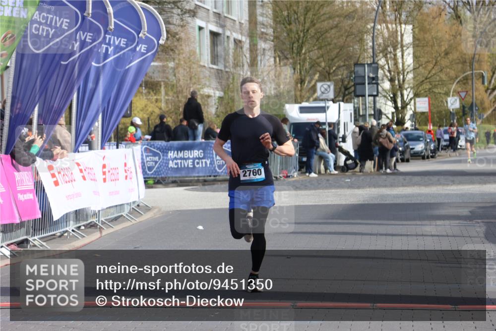 12.04.2026 - 45. Internationalen Wilhelmsburger Insellauf Strokosch-Dieckow http://msf.ph/oto/9451350 12.04.2026 10:10:57 Ziel 3429, 2760 meine-sportfotos.de