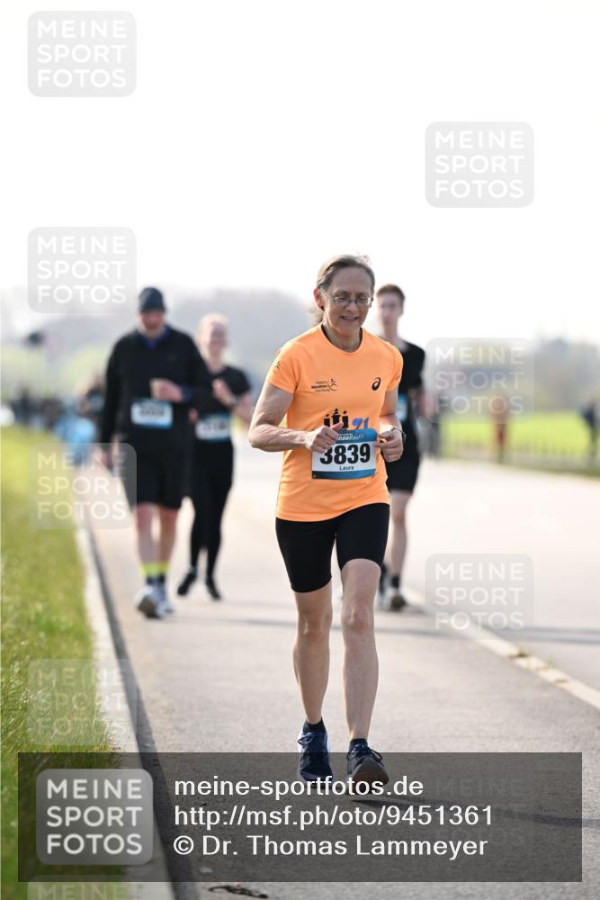 12.04.2026 - 45. Internationalen Wilhelmsburger Insellauf Dr. Thomas Lammeyer http://msf.ph/oto/9451361 12.04.2026 10:49:17 Laufen 3839 meine-sportfotos.de