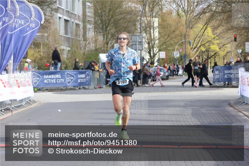 12.04.2026 - 45. Internationalen Wilhelmsburger Insellauf Strokosch-Dieckow http://msf.ph/oto/9451380 12.04.2026 10:11:14 Ziel 3107 meine-sportfotos.de