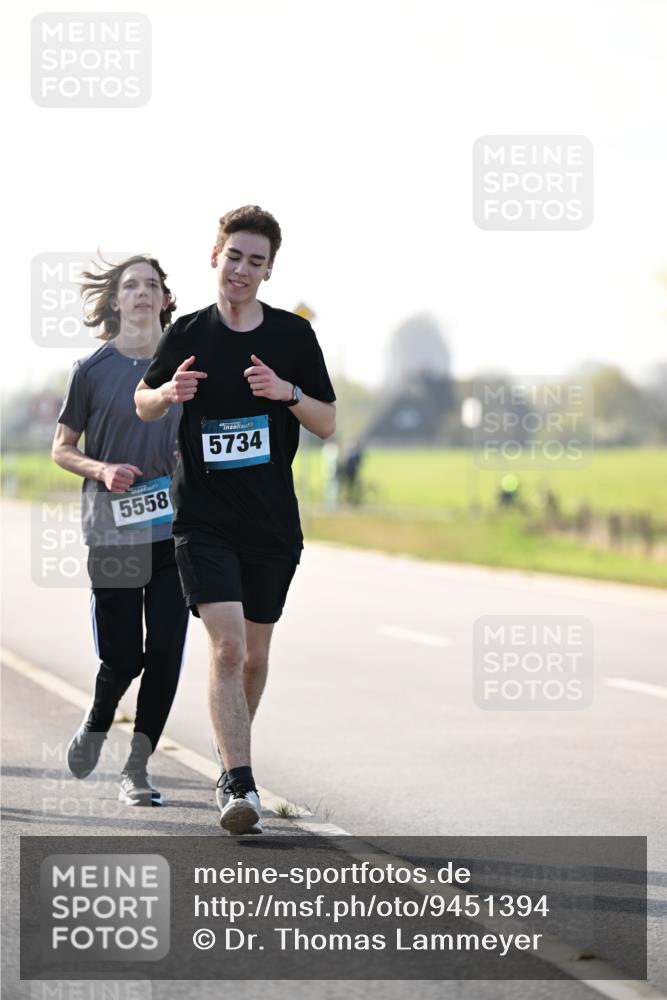 12.04.2026 - 45. Internationalen Wilhelmsburger Insellauf Dr. Thomas Lammeyer http://msf.ph/oto/9451394 12.04.2026 10:49:22 Laufen 5558, 5734 meine-sportfotos.de