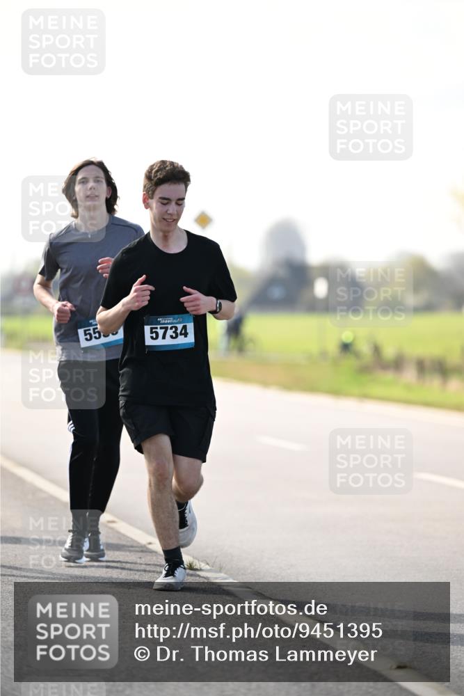 12.04.2026 - 45. Internationalen Wilhelmsburger Insellauf Dr. Thomas Lammeyer http://msf.ph/oto/9451395 12.04.2026 10:49:22 Laufen 5500, 45, 5734 meine-sportfotos.de