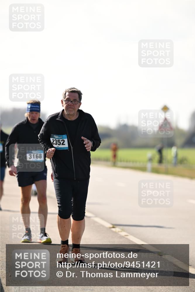 12.04.2026 - 45. Internationalen Wilhelmsburger Insellauf Dr. Thomas Lammeyer http://msf.ph/oto/9451421 12.04.2026 10:49:45 Laufen 3168, 2352 meine-sportfotos.de