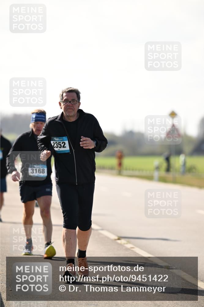 12.04.2026 - 45. Internationalen Wilhelmsburger Insellauf Dr. Thomas Lammeyer http://msf.ph/oto/9451422 12.04.2026 10:49:45 Laufen 3168, 2352 meine-sportfotos.de