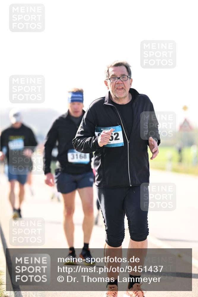 12.04.2026 - 45. Internationalen Wilhelmsburger Insellauf Dr. Thomas Lammeyer http://msf.ph/oto/9451437 12.04.2026 10:49:47 Laufen 3168, 45, 52 meine-sportfotos.de
