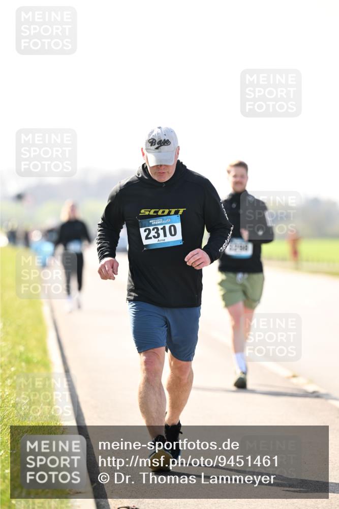 12.04.2026 - 45. Internationalen Wilhelmsburger Insellauf Dr. Thomas Lammeyer http://msf.ph/oto/9451461 12.04.2026 10:49:52 Laufen 2310 meine-sportfotos.de