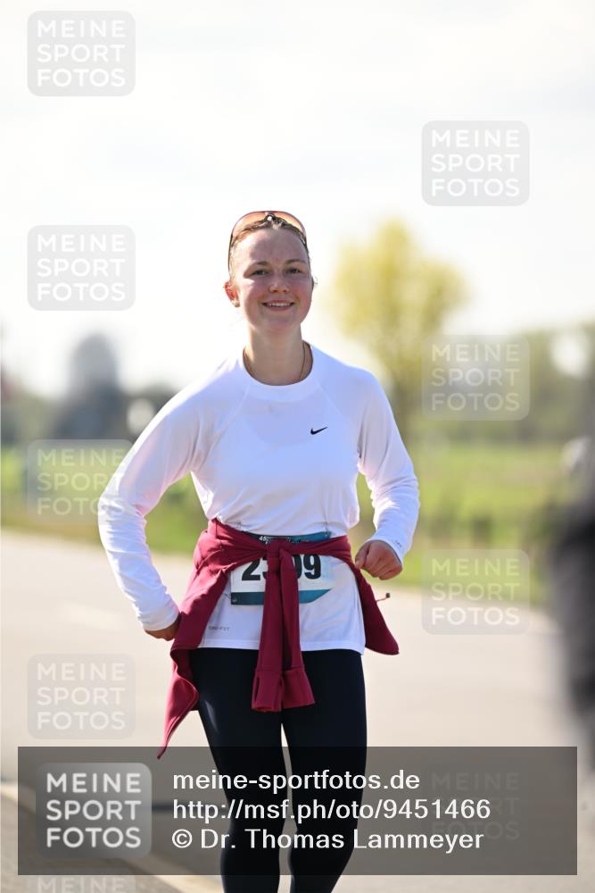 12.04.2026 - 45. Internationalen Wilhelmsburger Insellauf Dr. Thomas Lammeyer http://msf.ph/oto/9451466 12.04.2026 10:49:53 Laufen 45, 209 meine-sportfotos.de