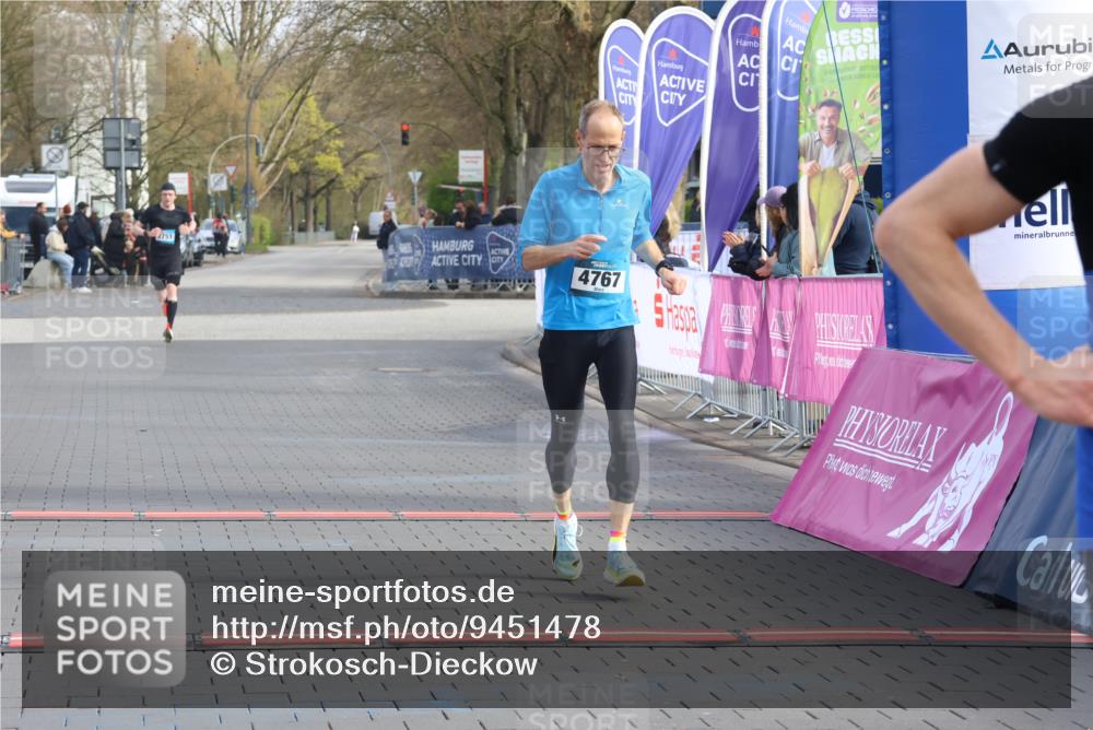 12.04.2026 - 45. Internationalen Wilhelmsburger Insellauf Strokosch-Dieckow http://msf.ph/oto/9451478 12.04.2026 10:11:36 Ziel 4767 meine-sportfotos.de