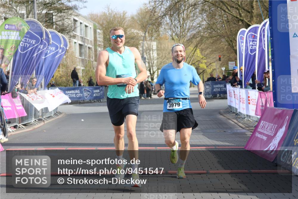 12.04.2026 - 45. Internationalen Wilhelmsburger Insellauf Strokosch-Dieckow http://msf.ph/oto/9451547 12.04.2026 10:14:13 Ziel 2119, 3979 meine-sportfotos.de