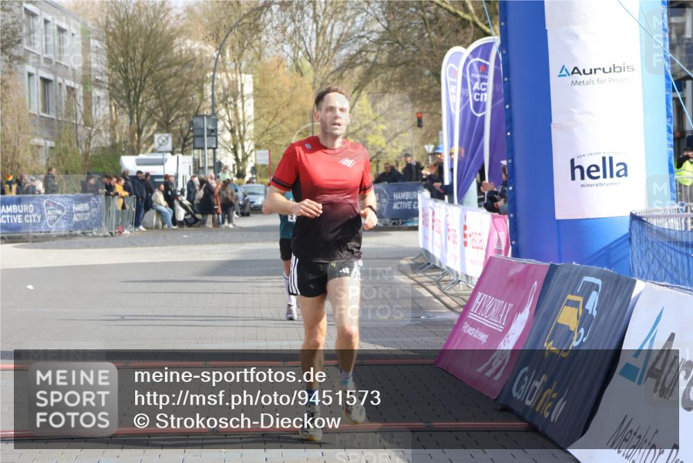 12.04.2026 - 45. Internationalen Wilhelmsburger Insellauf Strokosch-Dieckow http://msf.ph/oto/9451573 12.04.2026 10:15:11 Ziel 4002, 2727 meine-sportfotos.de