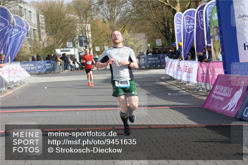 12.04.2026 - 45. Internationalen Wilhelmsburger Insellauf Strokosch-Dieckow http://msf.ph/oto/9451635 12.04.2026 10:16:23 Ziel 2405, 3685 meine-sportfotos.de