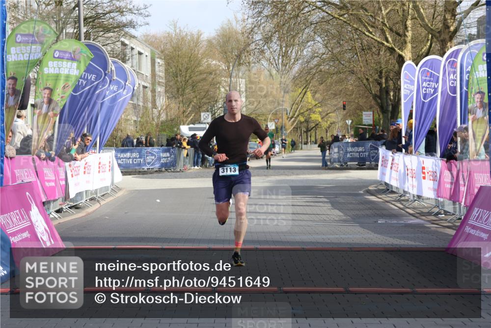 12.04.2026 - 45. Internationalen Wilhelmsburger Insellauf Strokosch-Dieckow http://msf.ph/oto/9451649 12.04.2026 10:16:38 Ziel 3113 meine-sportfotos.de