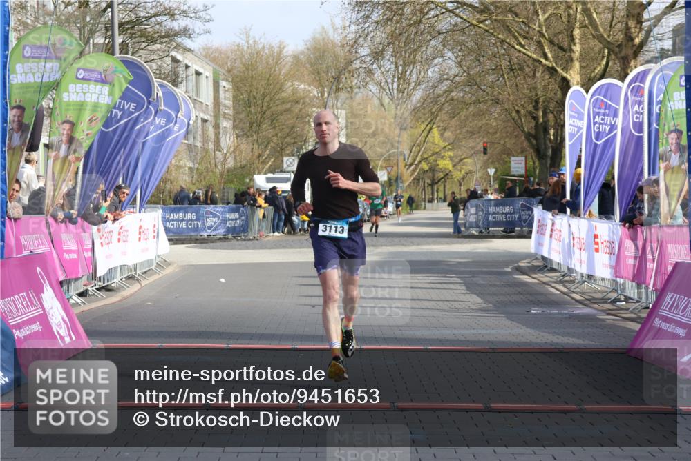 12.04.2026 - 45. Internationalen Wilhelmsburger Insellauf Strokosch-Dieckow http://msf.ph/oto/9451653 12.04.2026 10:16:38 Ziel 3113 meine-sportfotos.de