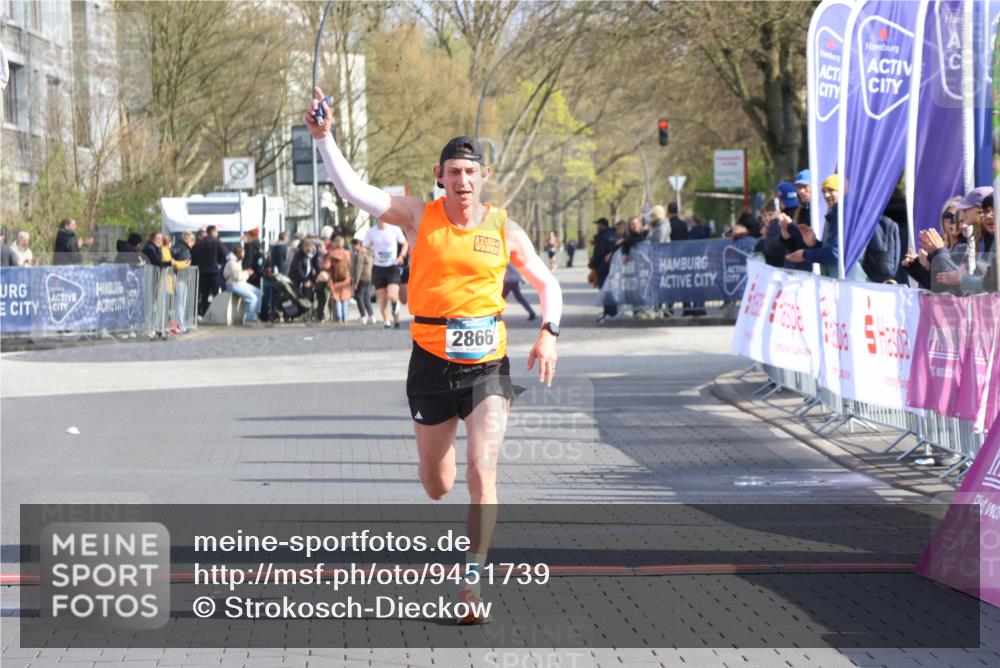 12.04.2026 - 45. Internationalen Wilhelmsburger Insellauf Strokosch-Dieckow http://msf.ph/oto/9451739 12.04.2026 10:18:04 Ziel 2866 meine-sportfotos.de