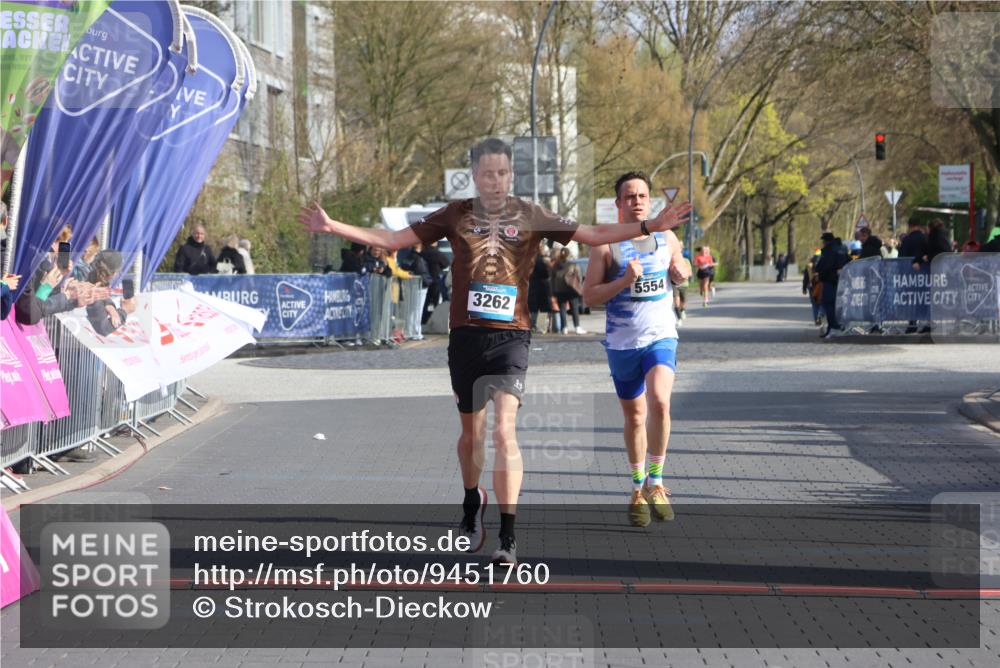 12.04.2026 - 45. Internationalen Wilhelmsburger Insellauf Strokosch-Dieckow http://msf.ph/oto/9451760 12.04.2026 10:18:45 Ziel 3262, 5554 meine-sportfotos.de