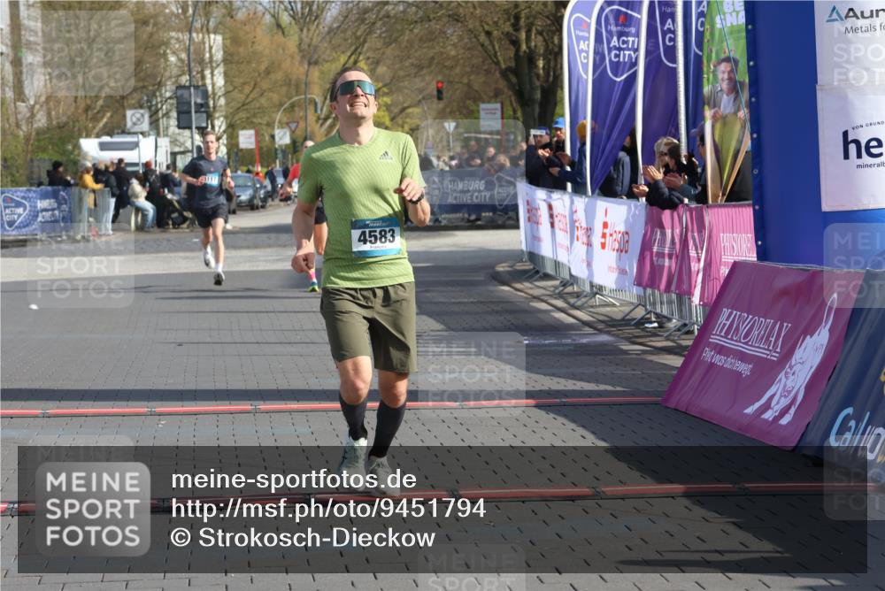12.04.2026 - 45. Internationalen Wilhelmsburger Insellauf Strokosch-Dieckow http://msf.ph/oto/9451794 12.04.2026 10:19:05 Ziel 4733, 4583 meine-sportfotos.de