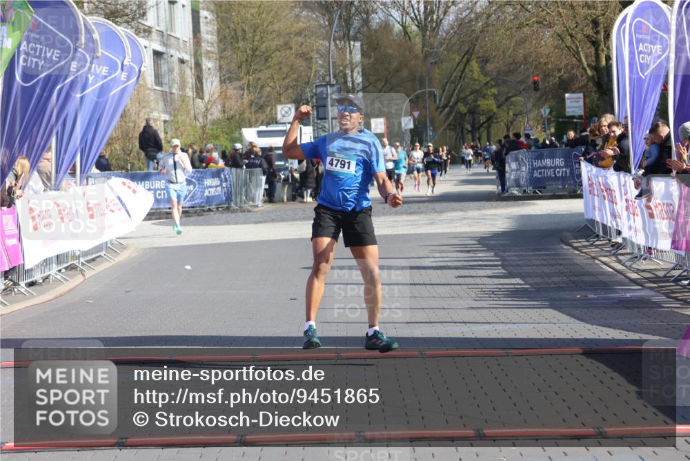 12.04.2026 - 45. Internationalen Wilhelmsburger Insellauf Strokosch-Dieckow http://msf.ph/oto/9451865 12.04.2026 10:32:16 Ziel 4791 meine-sportfotos.de