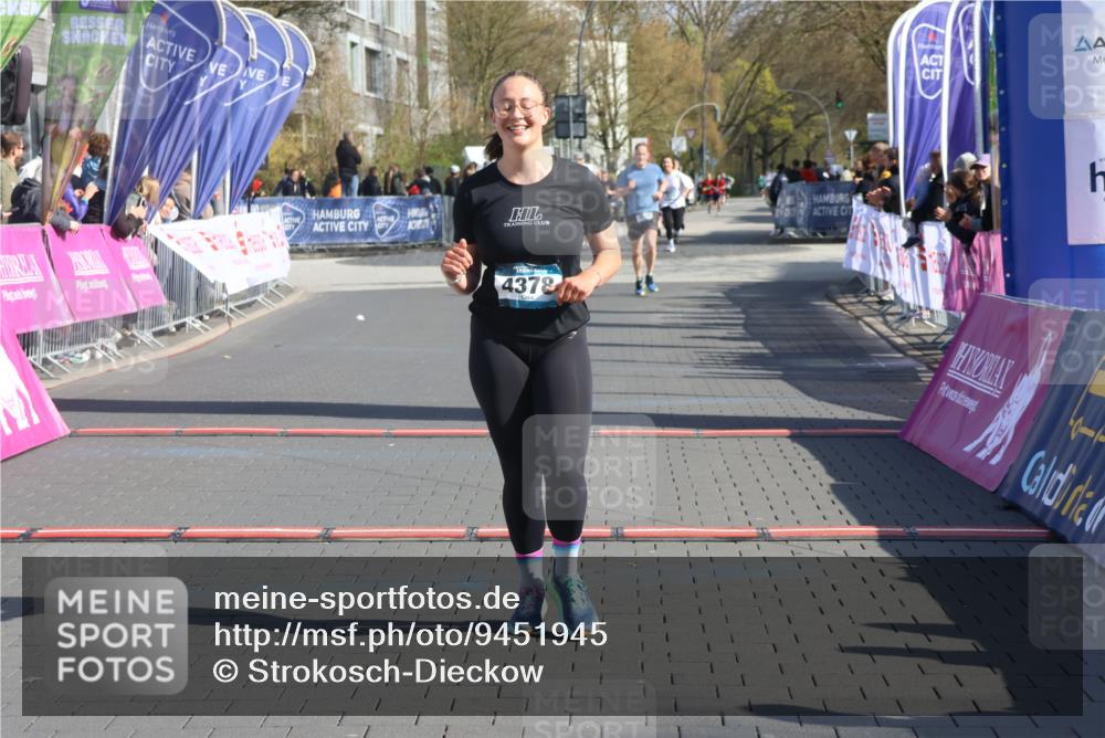 12.04.2026 - 45. Internationalen Wilhelmsburger Insellauf Strokosch-Dieckow http://msf.ph/oto/9451945 12.04.2026 10:32:46 Ziel 4378 meine-sportfotos.de
