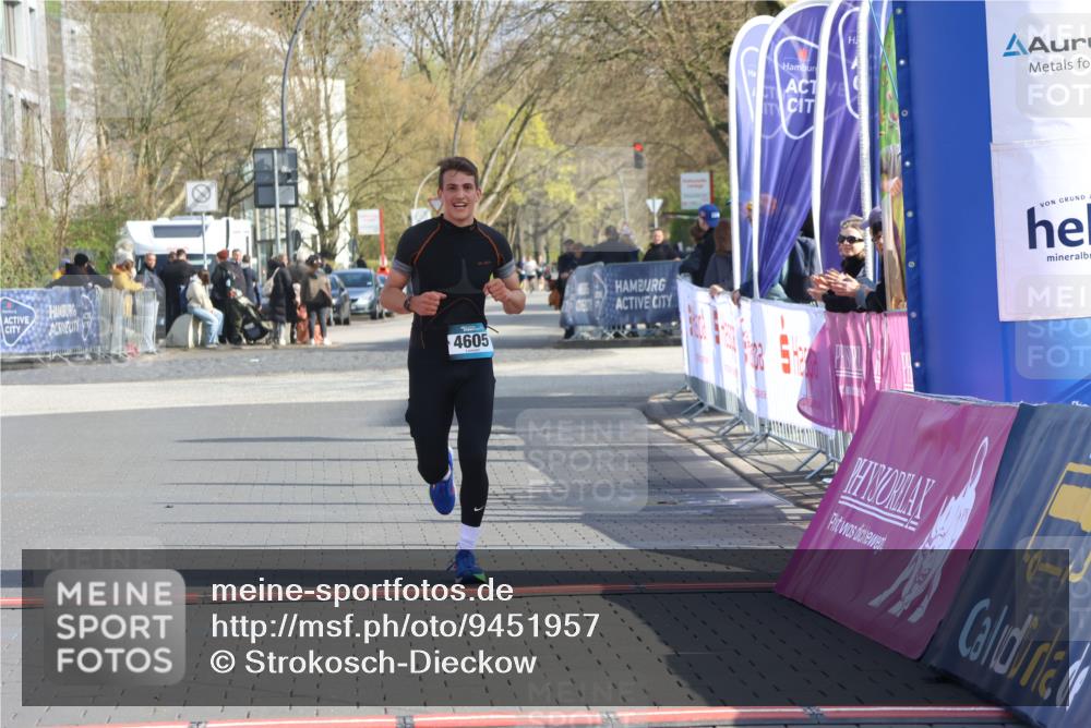 12.04.2026 - 45. Internationalen Wilhelmsburger Insellauf Strokosch-Dieckow http://msf.ph/oto/9451957 12.04.2026 10:20:32 Ziel 4605 meine-sportfotos.de