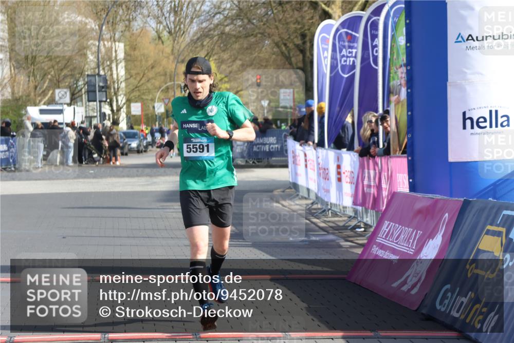 12.04.2026 - 45. Internationalen Wilhelmsburger Insellauf Strokosch-Dieckow http://msf.ph/oto/9452078 12.04.2026 10:21:25 Ziel 5591 meine-sportfotos.de