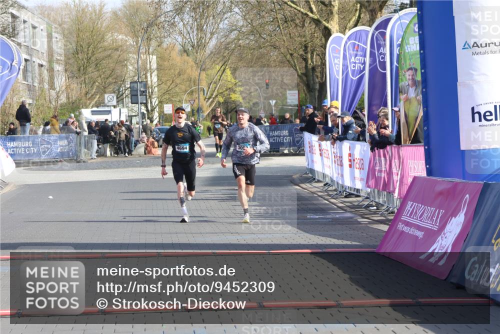 12.04.2026 - 45. Internationalen Wilhelmsburger Insellauf Strokosch-Dieckow http://msf.ph/oto/9452309 12.04.2026 10:22:40 Ziel 3053, 4694 meine-sportfotos.de