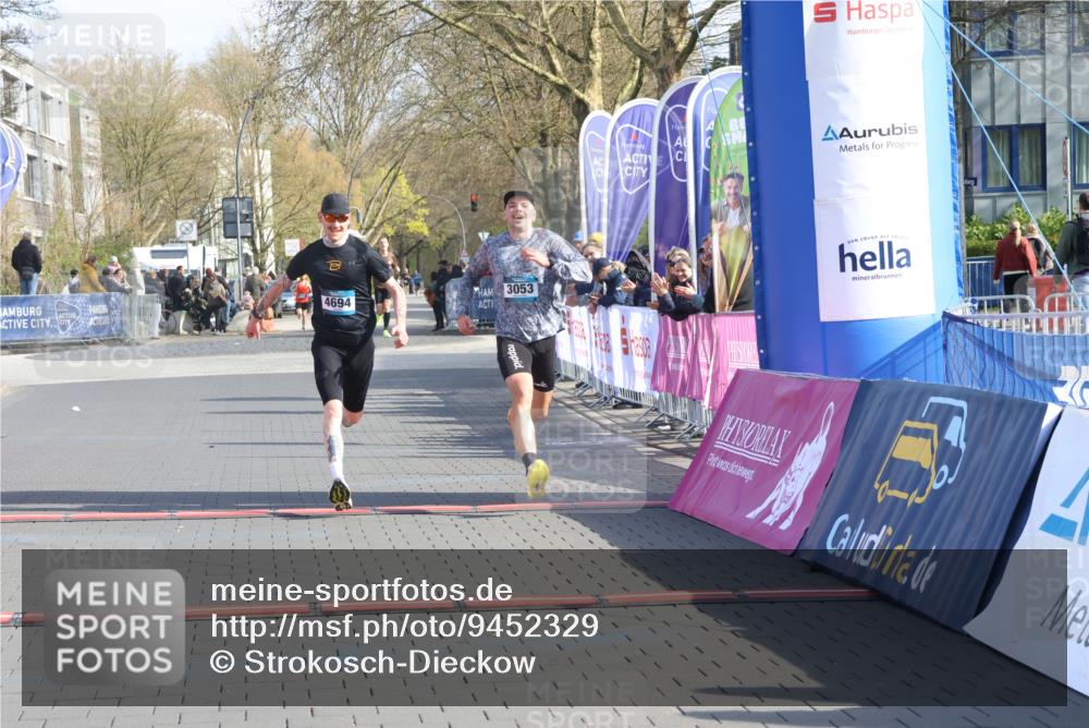12.04.2026 - 45. Internationalen Wilhelmsburger Insellauf Strokosch-Dieckow http://msf.ph/oto/9452329 12.04.2026 10:22:41 Ziel 3053, 4694 meine-sportfotos.de