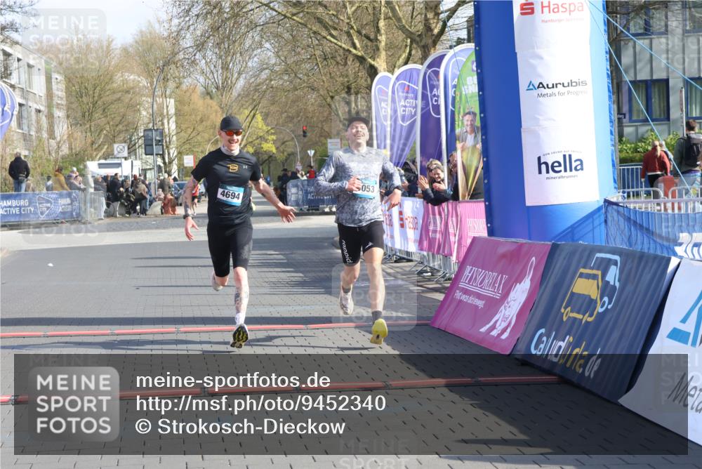 12.04.2026 - 45. Internationalen Wilhelmsburger Insellauf Strokosch-Dieckow http://msf.ph/oto/9452340 12.04.2026 10:22:42 Ziel 3053, 4694 meine-sportfotos.de