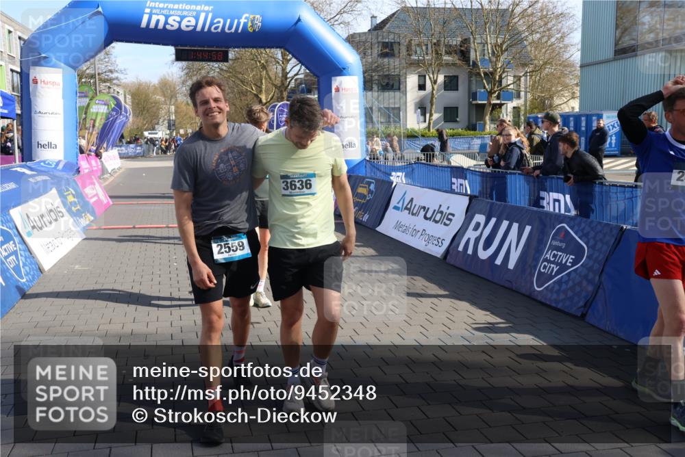 12.04.2026 - 45. Internationalen Wilhelmsburger Insellauf Strokosch-Dieckow http://msf.ph/oto/9452348 12.04.2026 10:34:57 Ziel 5480, 3042, 3065, 2123 meine-sportfotos.de