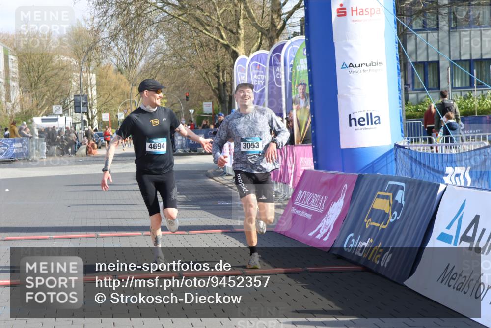 12.04.2026 - 45. Internationalen Wilhelmsburger Insellauf Strokosch-Dieckow http://msf.ph/oto/9452357 12.04.2026 10:22:42 Ziel 3053, 4694 meine-sportfotos.de
