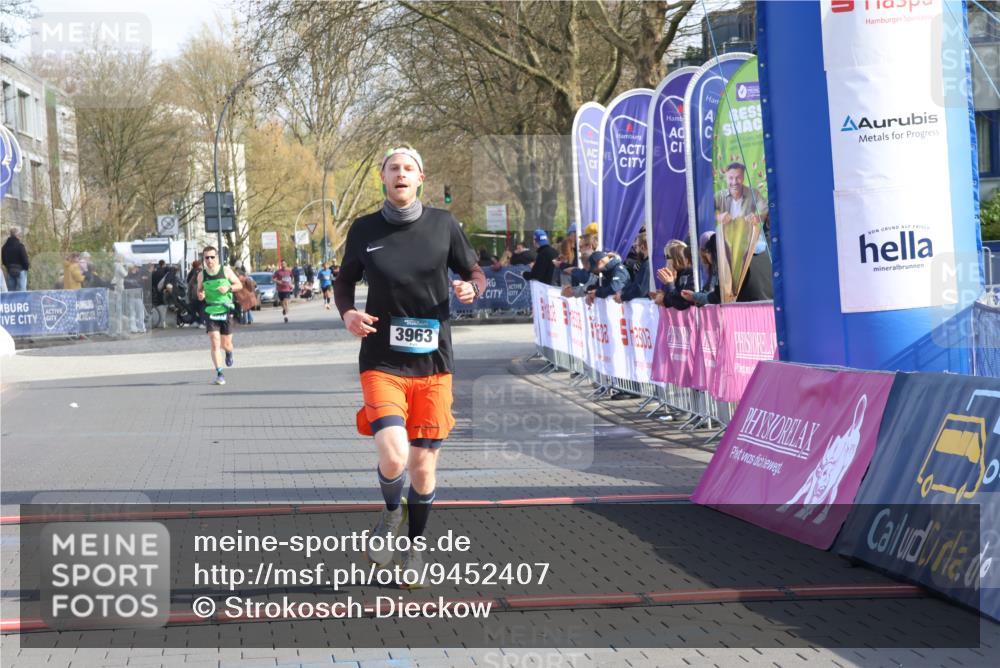 12.04.2026 - 45. Internationalen Wilhelmsburger Insellauf Strokosch-Dieckow http://msf.ph/oto/9452407 12.04.2026 10:22:59 Ziel 5561, 3963 meine-sportfotos.de