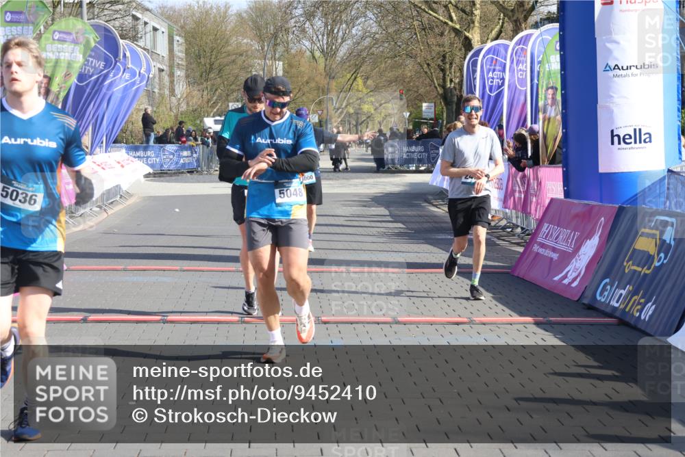 12.04.2026 - 45. Internationalen Wilhelmsburger Insellauf Strokosch-Dieckow http://msf.ph/oto/9452410 12.04.2026 10:35:25 Ziel 5036, 5048, 2423, 2814, 4000, 5551 meine-sportfotos.de