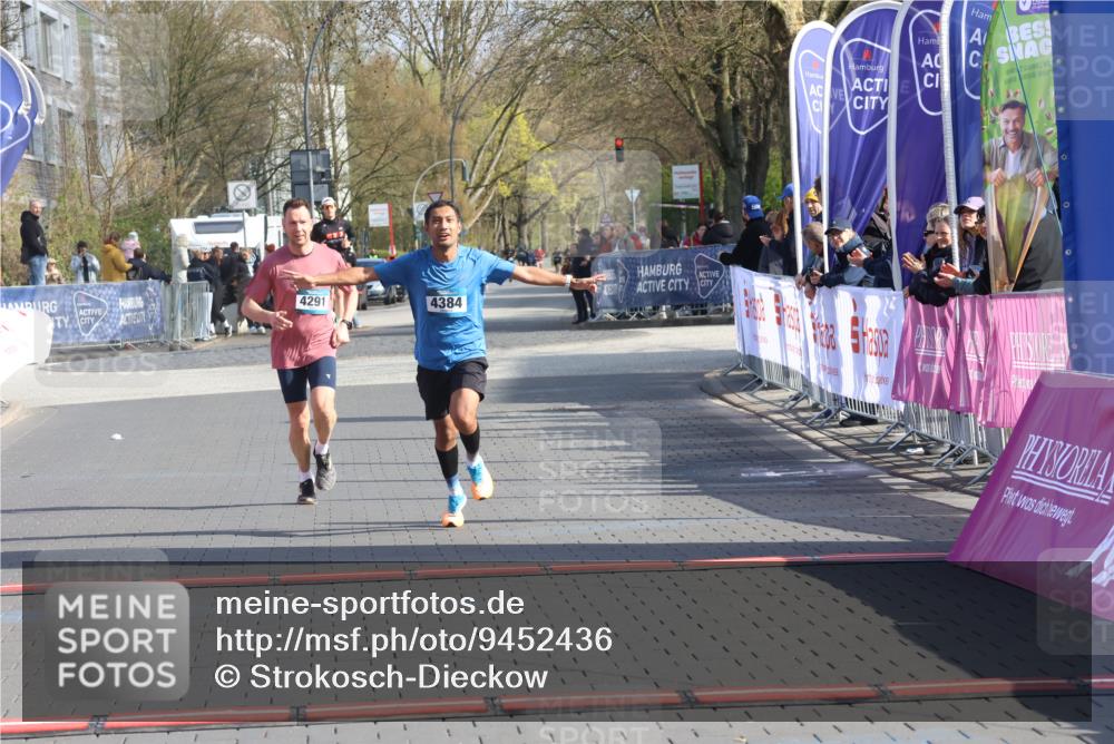 12.04.2026 - 45. Internationalen Wilhelmsburger Insellauf Strokosch-Dieckow http://msf.ph/oto/9452436 12.04.2026 10:23:14 Ziel 4384, 4291 meine-sportfotos.de