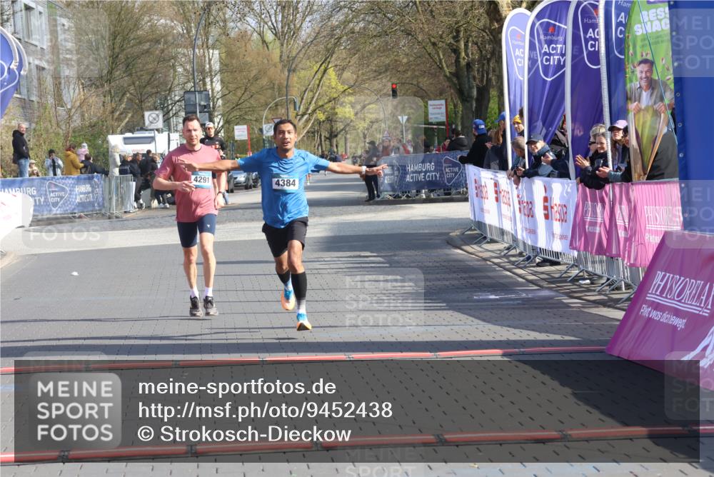 12.04.2026 - 45. Internationalen Wilhelmsburger Insellauf Strokosch-Dieckow http://msf.ph/oto/9452438 12.04.2026 10:23:14 Ziel 4384, 4291 meine-sportfotos.de