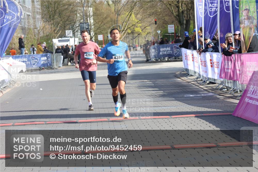 12.04.2026 - 45. Internationalen Wilhelmsburger Insellauf Strokosch-Dieckow http://msf.ph/oto/9452459 12.04.2026 10:23:15 Ziel 4384, 4291 meine-sportfotos.de