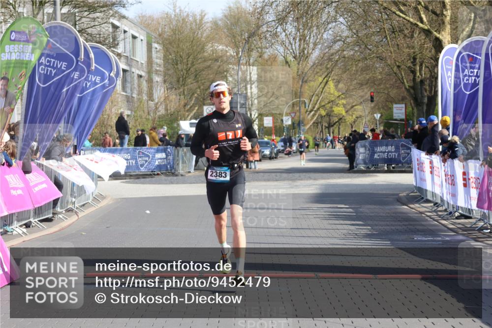 12.04.2026 - 45. Internationalen Wilhelmsburger Insellauf Strokosch-Dieckow http://msf.ph/oto/9452479 12.04.2026 10:23:22 Ziel 2383 meine-sportfotos.de